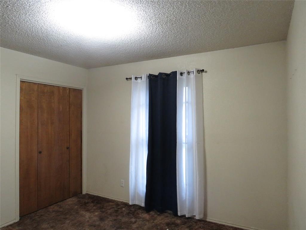 North Meadowbrook Village - Residential