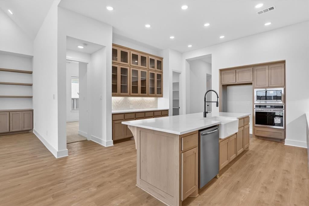 3591 Redbud Flower Trail