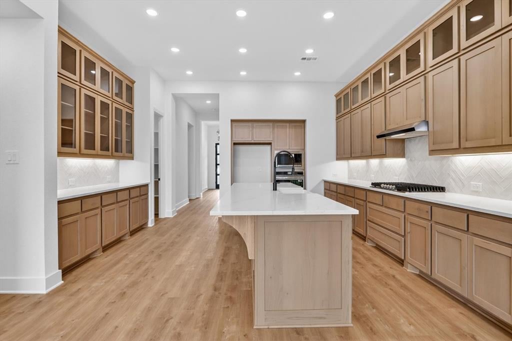 3591 Redbud Flower Trail