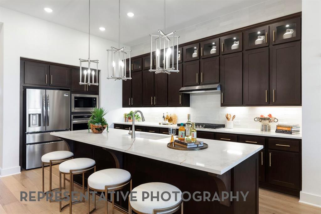 3591 Redbud Flower Trail