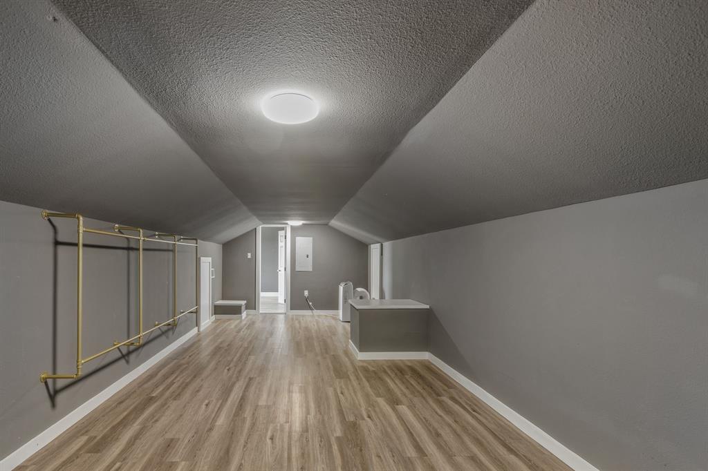 BENSON ESTATES AT BURNING HILL - Residential