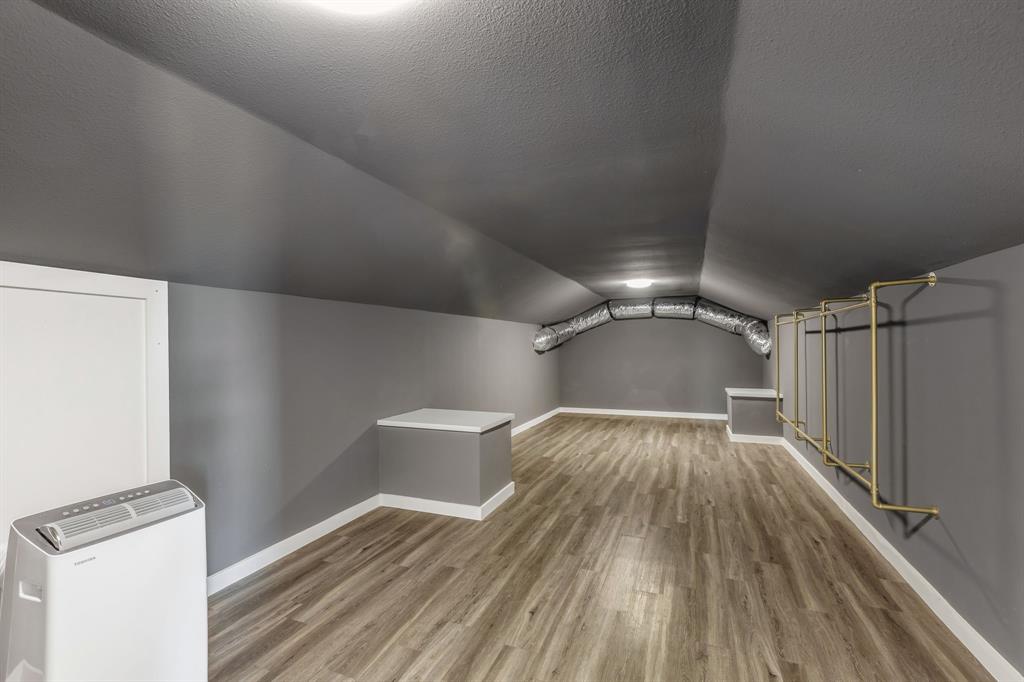 BENSON ESTATES AT BURNING HILL - Residential