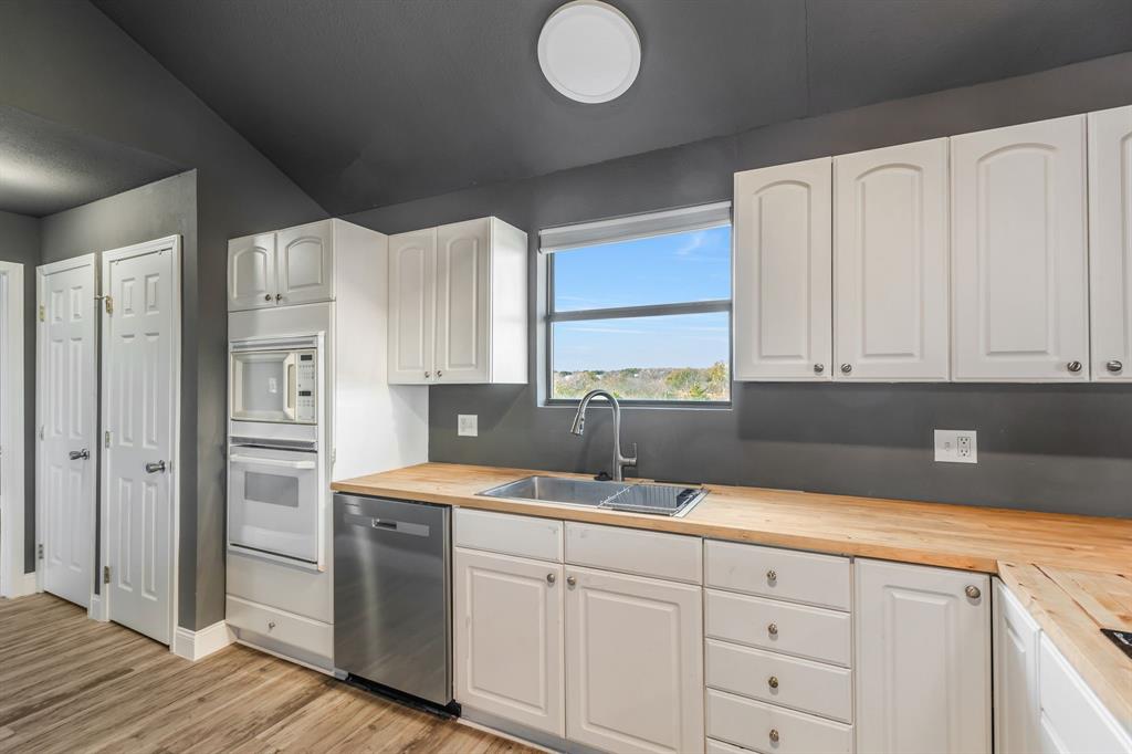 BENSON ESTATES AT BURNING HILL - Residential