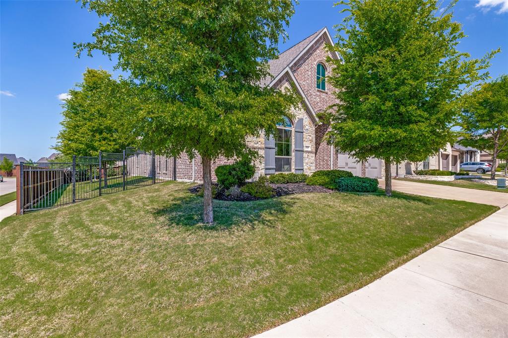 2861 Meadow Dell Drive