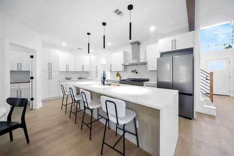 Photo of 7505 Larchmont Drive, Dallas, TX 75252 (MLS # 21090385)