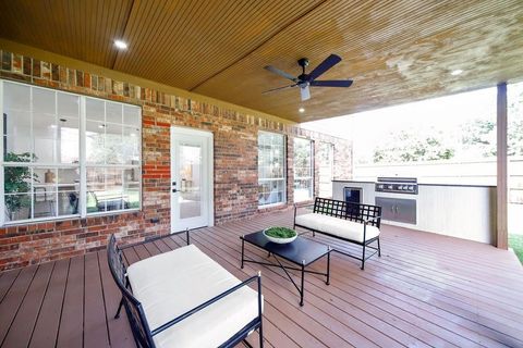 Tiny photo for 7505 Larchmont Drive, Dallas, TX 75252 (MLS # 21090385)