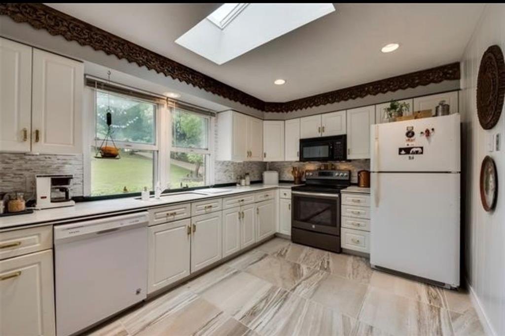 RED BIRD CEDAR RIDGE - Residential