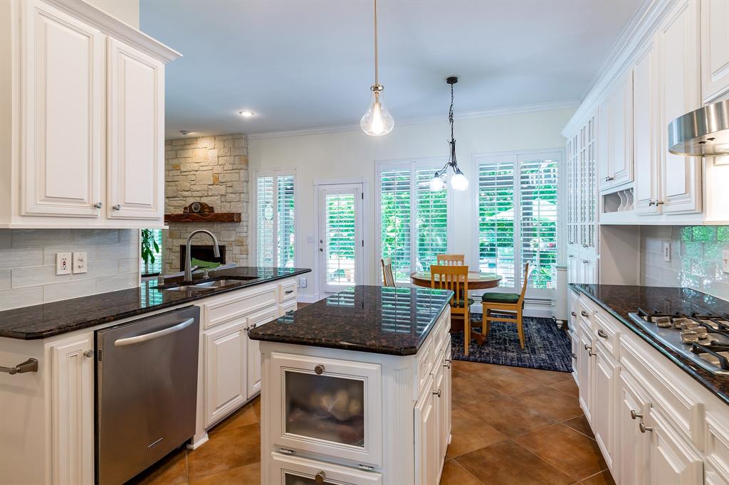 Twin Creeks Raintree Estates - Residential