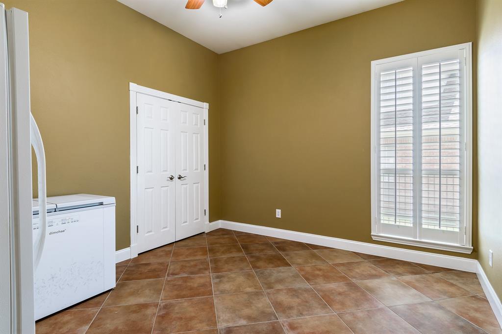 Twin Creeks Raintree Estates - Residential