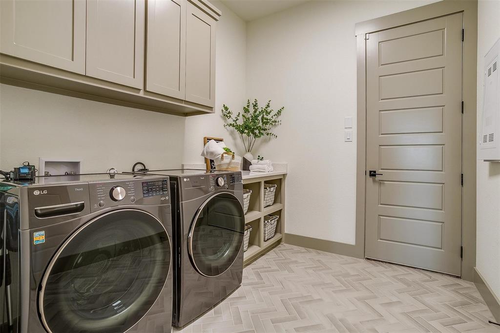 Tuscan Ests - Residential