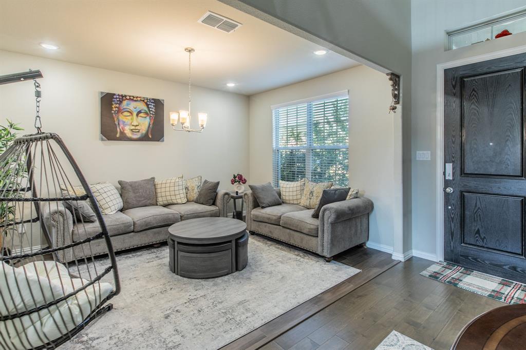 2521 Maidenhair Road