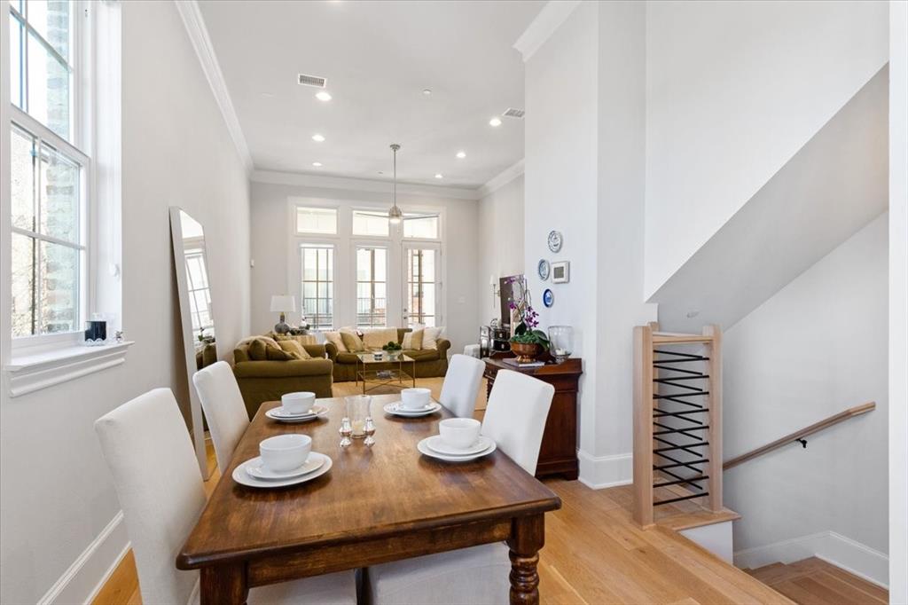 Addison Grove Add - Residential