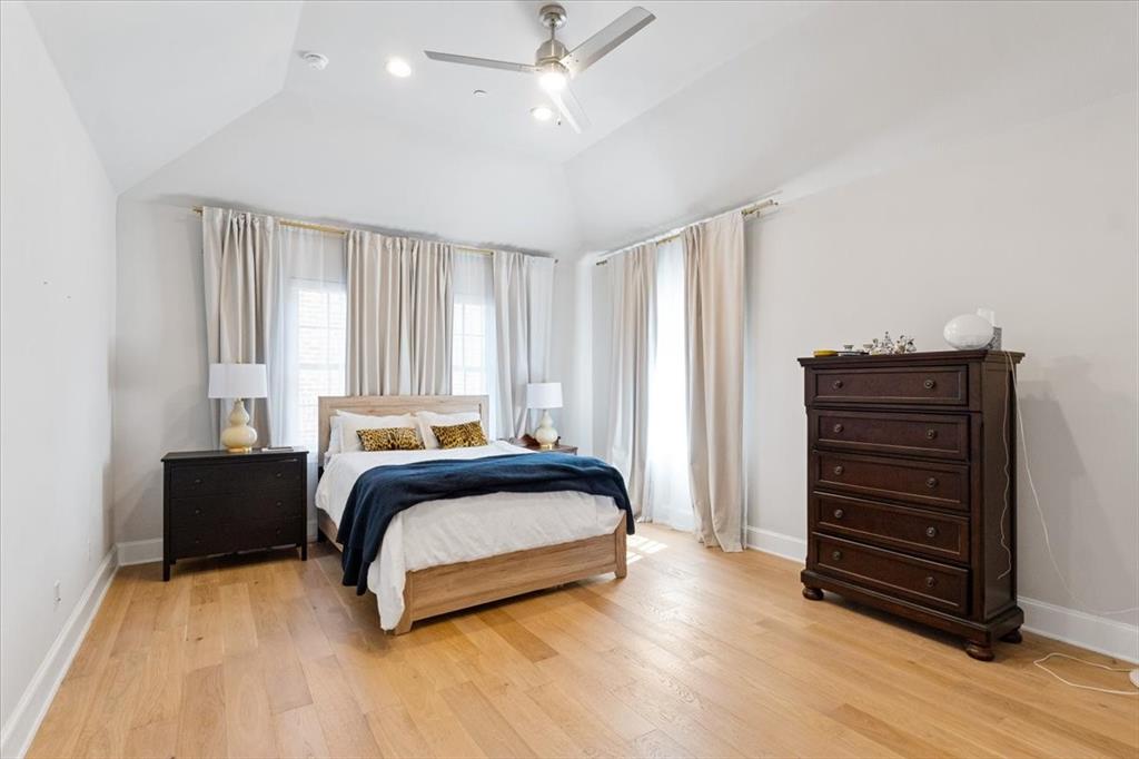 Addison Grove Add - Residential