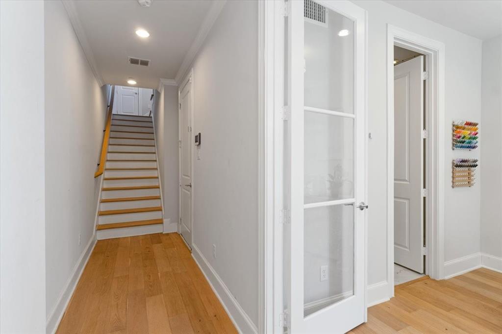 Addison Grove Add - Residential