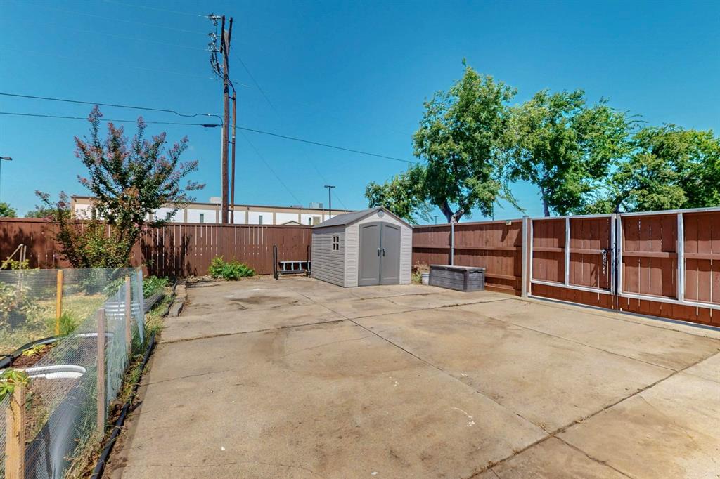 Parks Of Carrollton - Residential