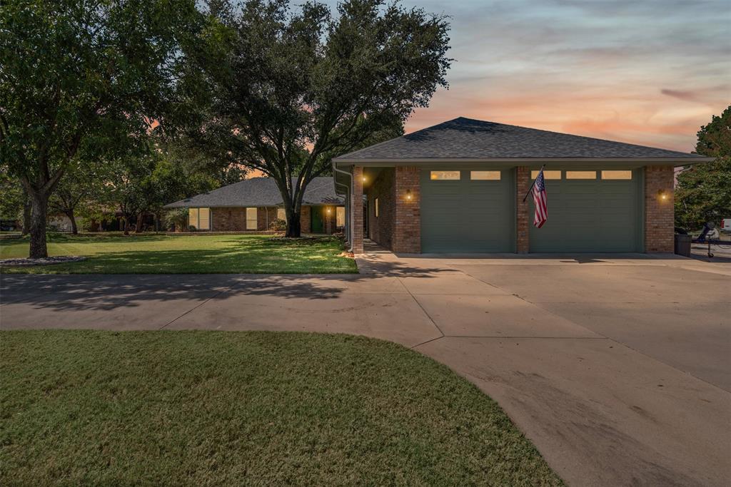 4012 Apache Trail Court