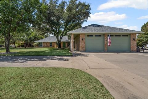 4012 Apache Trail Court Granbury TX 76048
