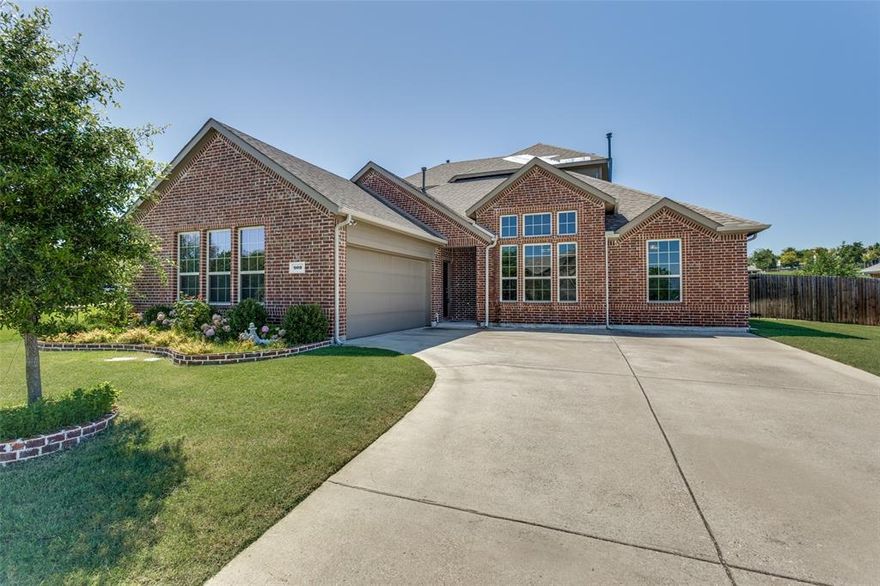 Now Available and Move-in Ready! Step into this expansive 4-bedroom, 3-bathroom home on a tranquil cul-de-sac in Lakeview Summit, just a short stroll from Grace Hartman School. This residence features a spacious open family room, a formal dining area, and an open eat-in kitchen. Downstairs, you'll find a separate study, a luxurious master bedroom, and two additional bedrooms with a full bath. The kitchen boasts a built-in gas cooktop, electric wall oven with microwave, dishwasher, and convenient trash pullout cabinet.
Upstairs offers a generous game room, a fourth bedroom, and another full bath. Outside, revel in the oversized backyard with a sprawling slab(15X30), perfect for entertaining or relaxation. Conveniently located near Kroger, Mod Pizza, Walgreens, and Chick-fil-A, this home offers both comfort and convenience.