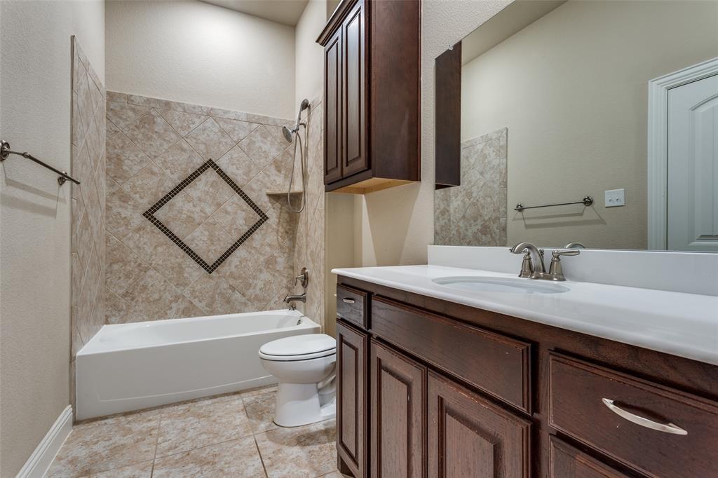 LAKEVIEW SUMMIT PHASE IV - Residential Lease