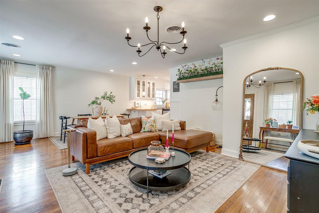 Chamberlain Arlington Heights - Residential