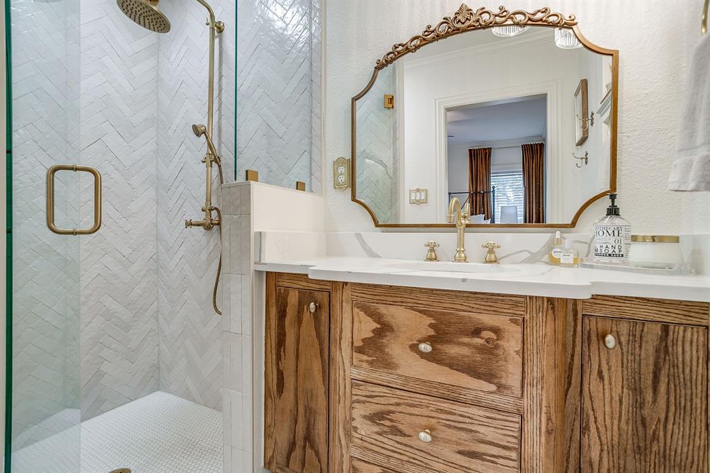 Chamberlain Arlington Heights - Residential