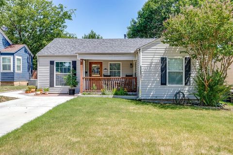 4924 Calmont Avenue Fort Worth TX 76107