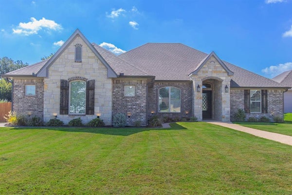 233 FOX RUN LN, ROBINSON, TX 76706 - Image 56f29d7c8bdc443d3cdb0272dc0ea74a/1115538996