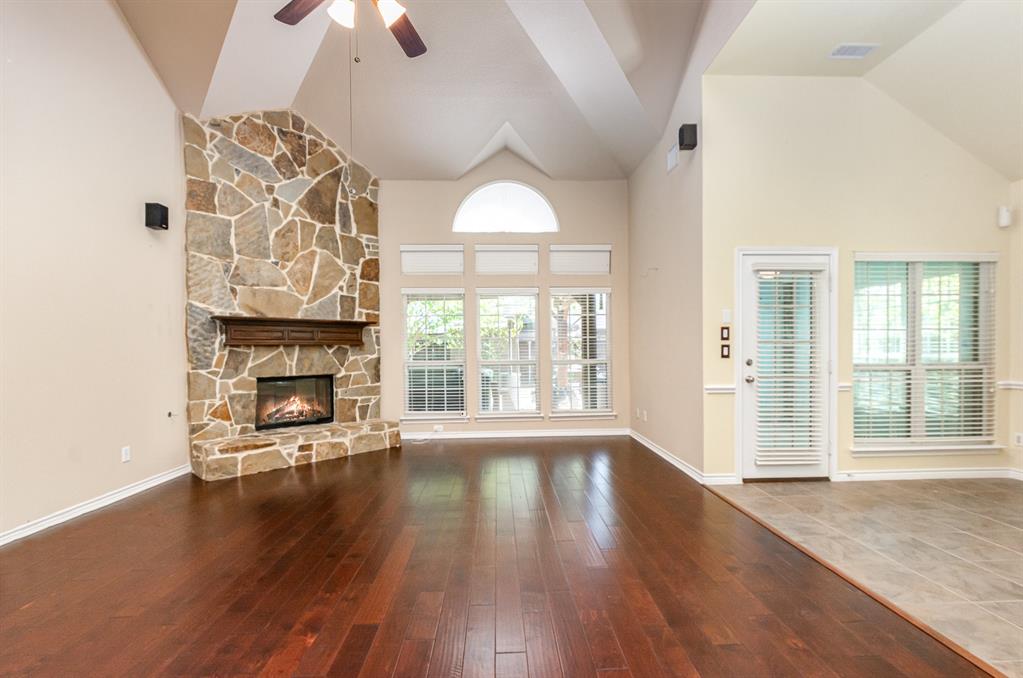 1325 Bateman Lane