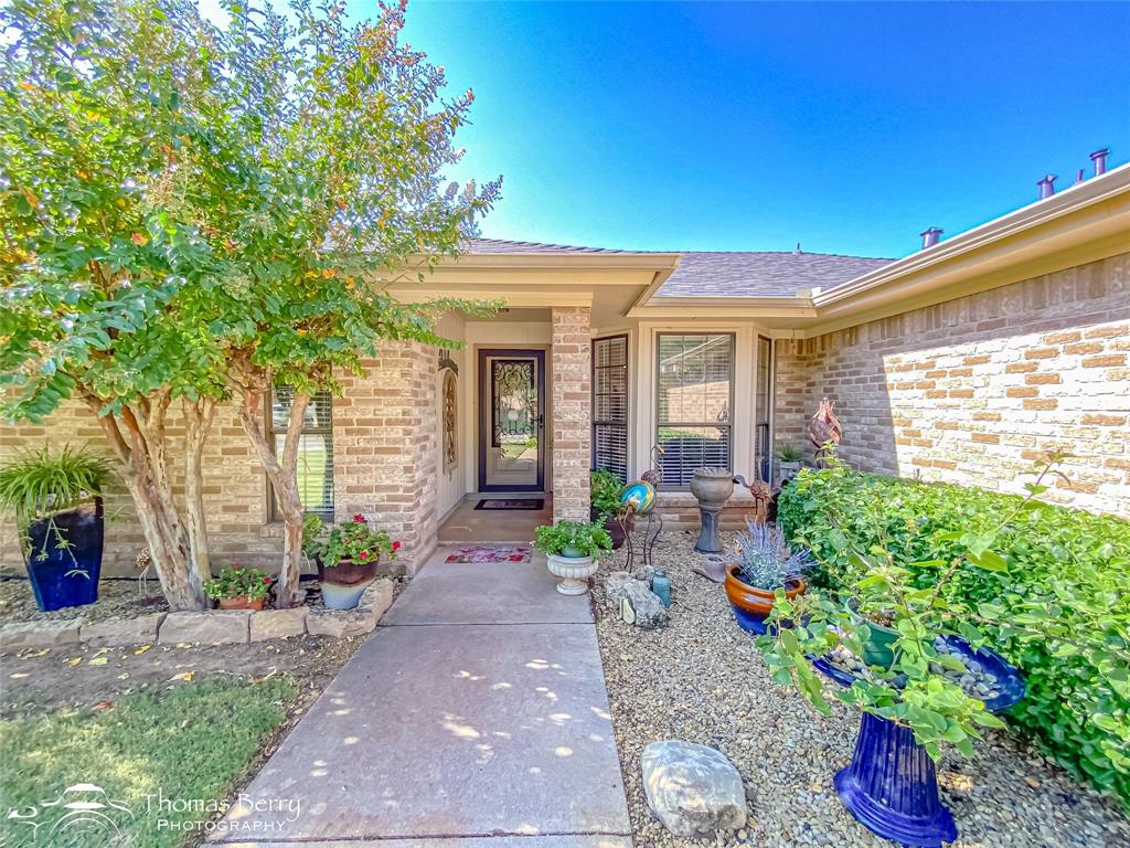 2725 Broken Bough Trail