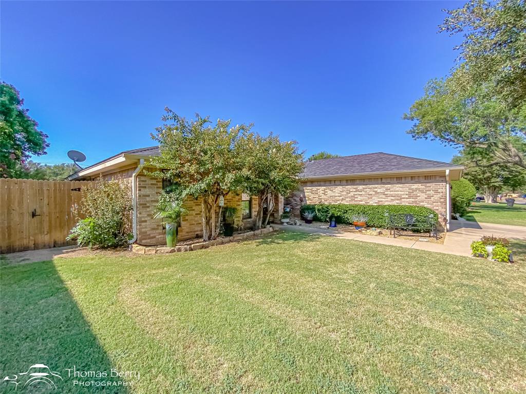2725 Broken Bough Trail