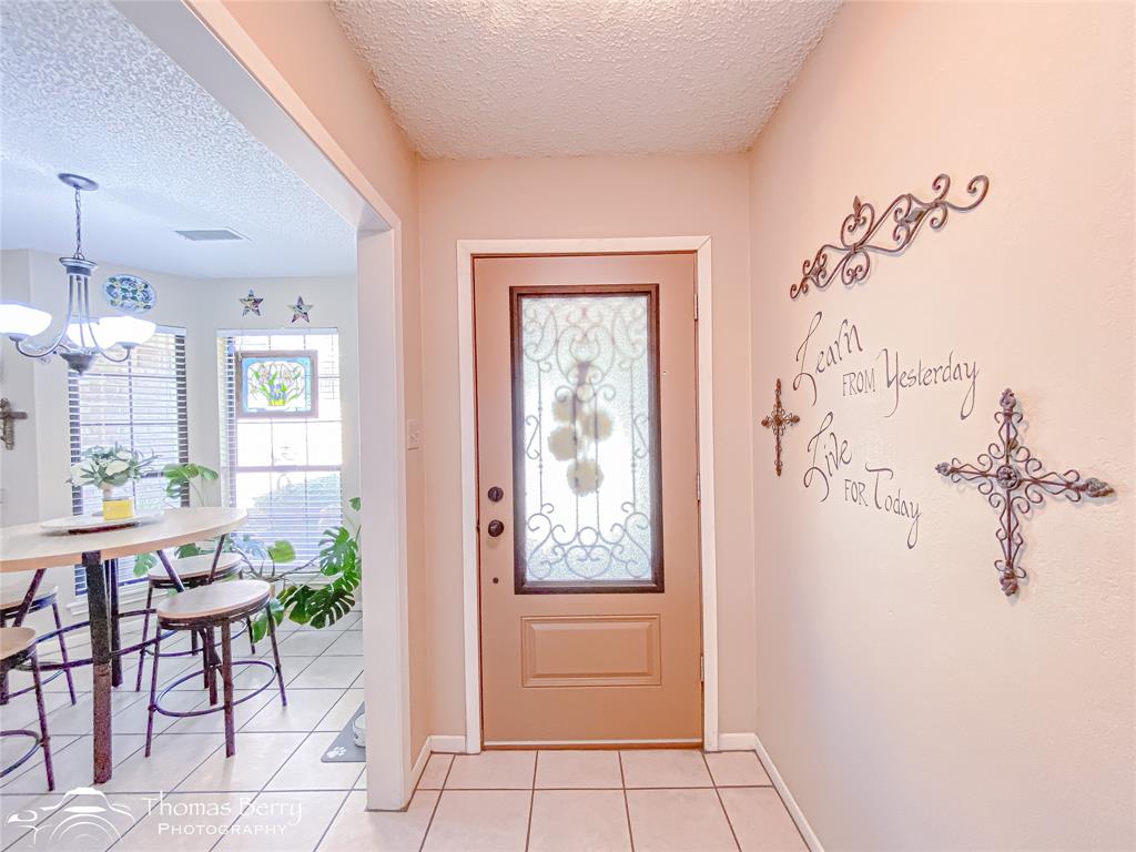2725 Broken Bough Trail