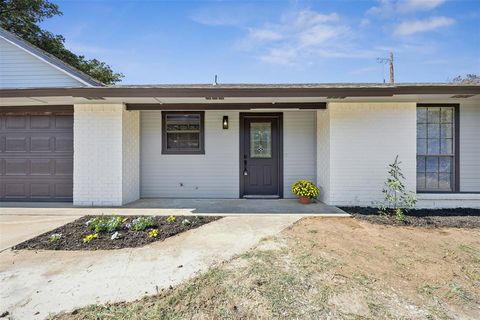 A home in Azle