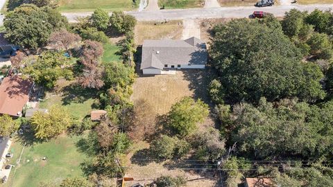 A home in Azle