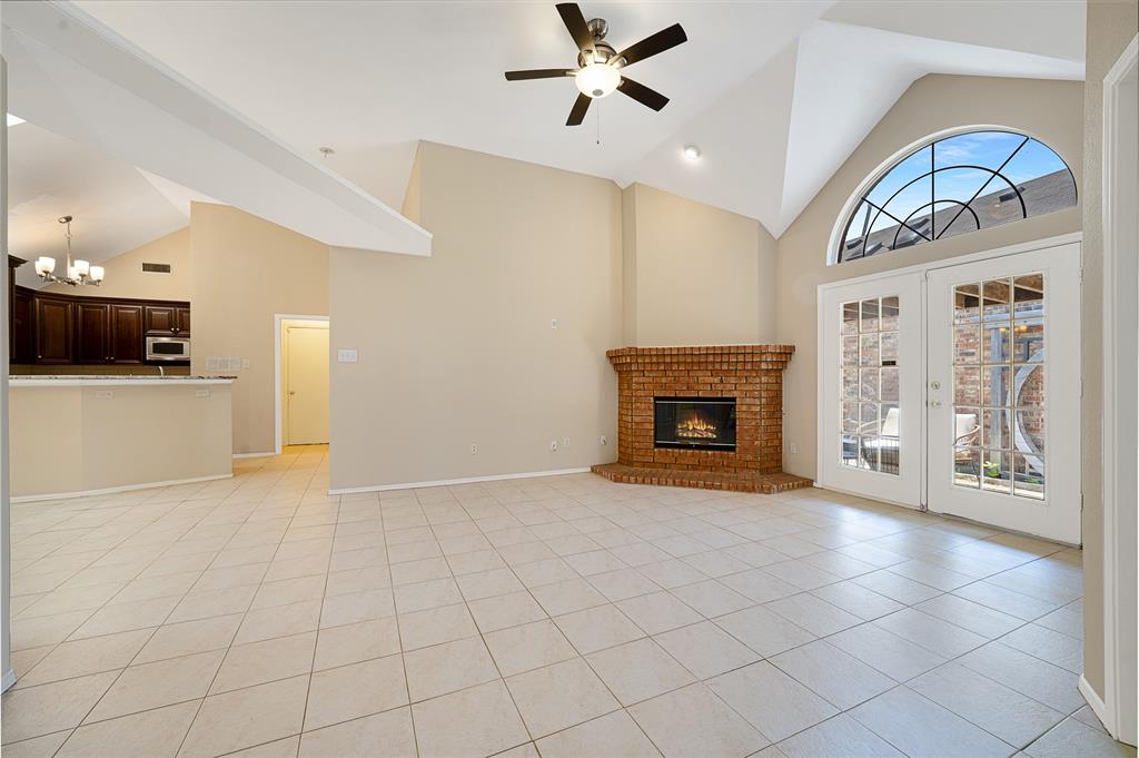 6912 Harvey Lane