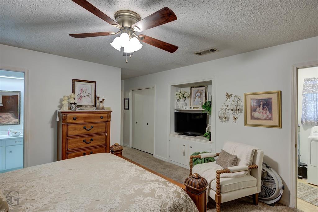 SOUTHPORT COUNTRY - Residential