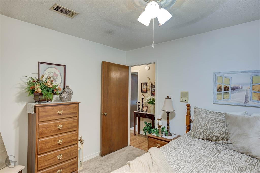 SOUTHPORT COUNTRY - Residential