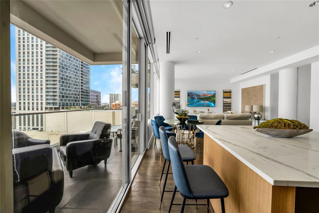 South Tower Residences - Residential