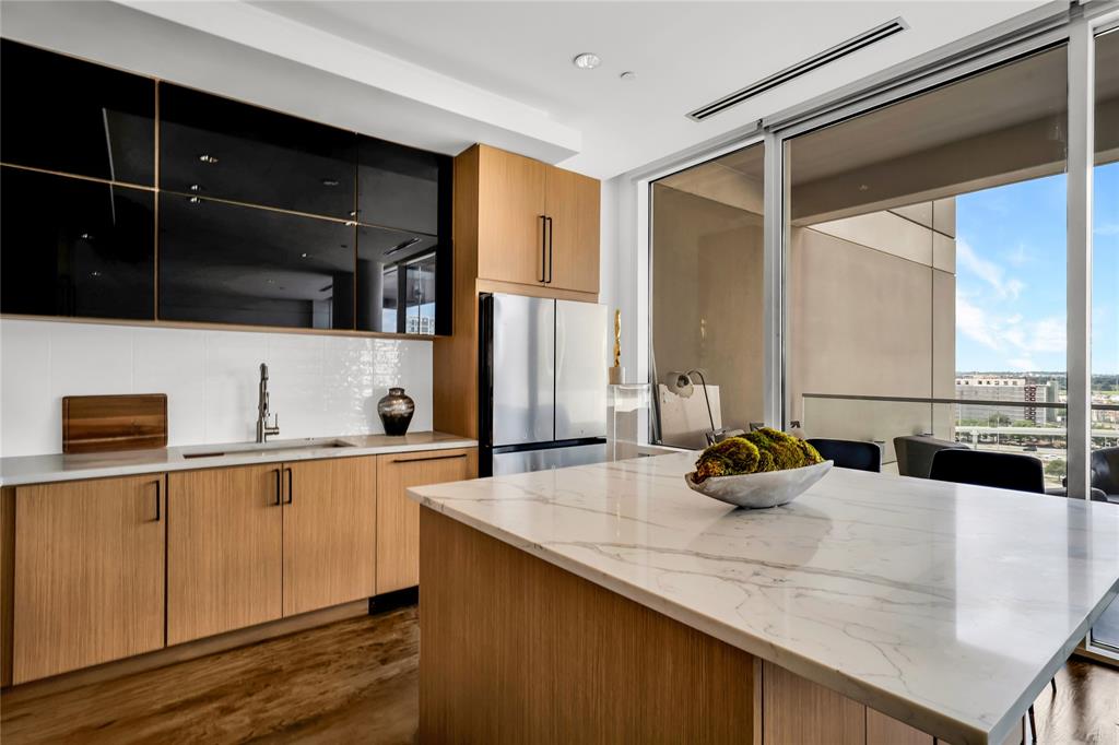 South Tower Residences - Residential