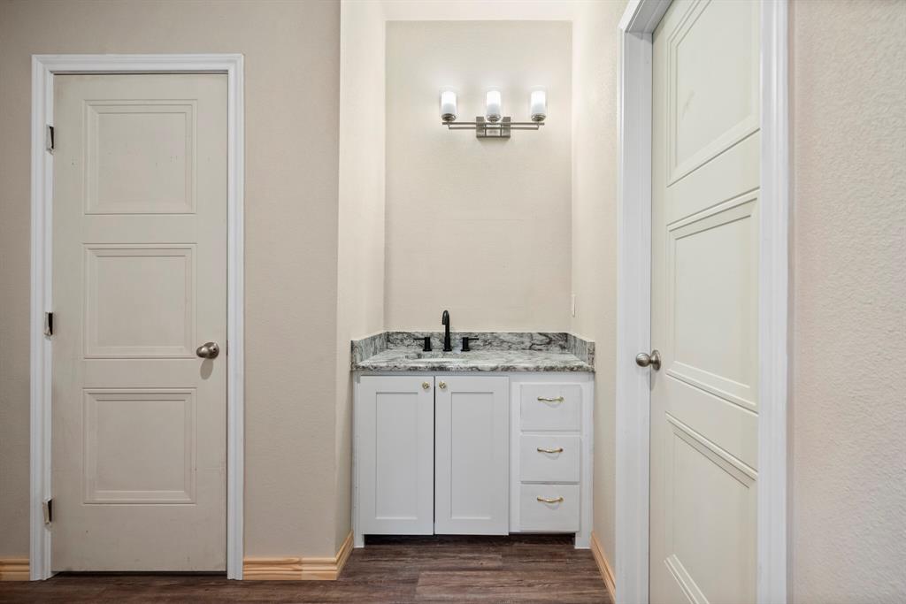 Redstone - Residential Lease