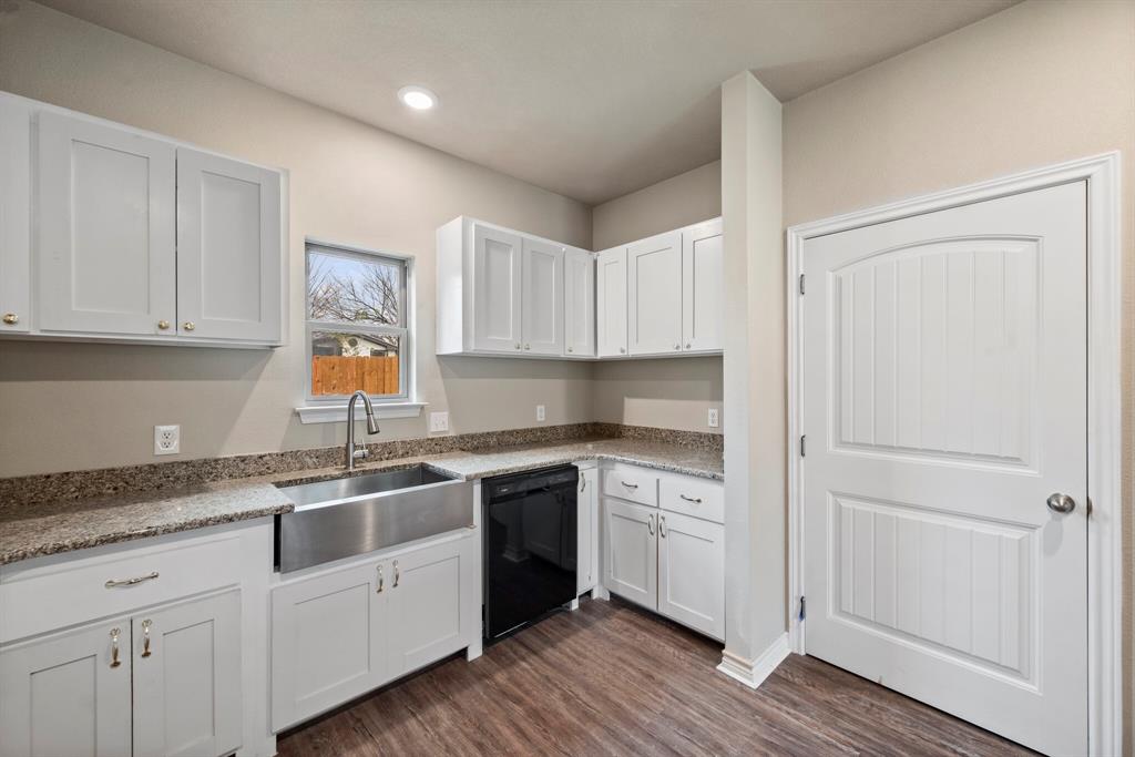 Redstone - Residential Lease