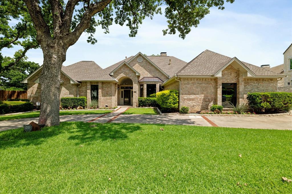 1309 Woodlake Drive
