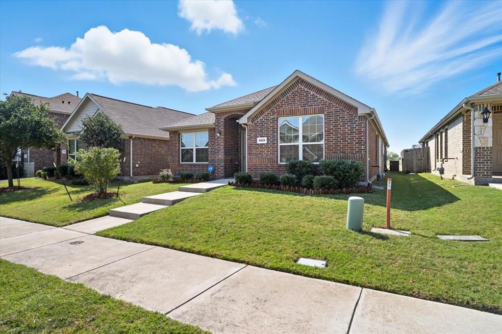 5829 Dew Plant Way