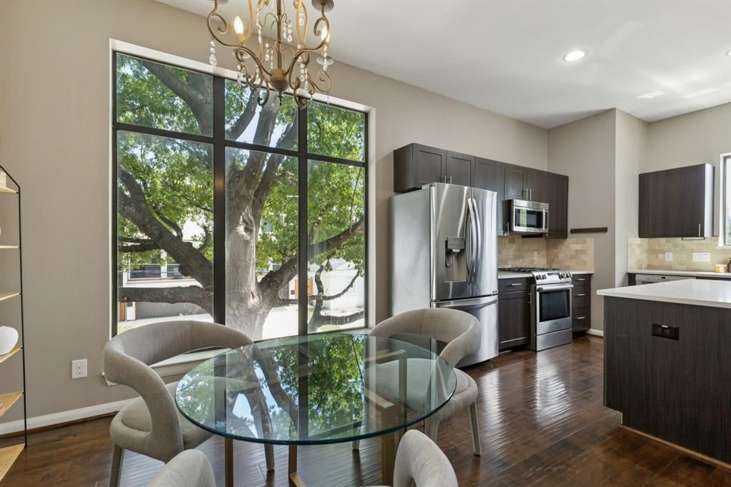 Photo for 4115 Delano Place #3, Dallas, TX 75204 (MLS # 21100871)