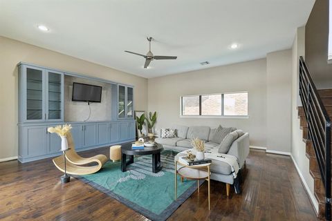 Tiny photo for 4115 Delano Place #3, Dallas, TX 75204 (MLS # 21100871)