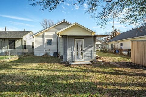 A home in Terrell