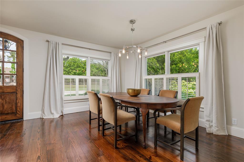 804 N College Street