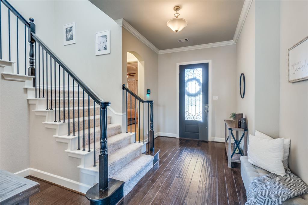 905 Crystal Oak Lane