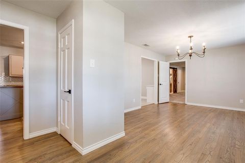Tiny photo for 220 N Town East Boulevard, Sunnyvale, TX 75182 (MLS # 21106368)