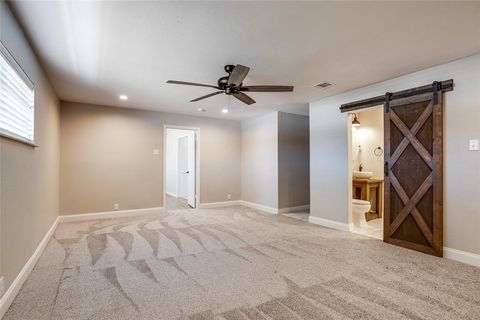 Tiny photo for 220 N Town East Boulevard, Sunnyvale, TX 75182 (MLS # 21106368)