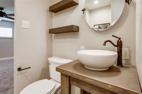 Tiny photo for 220 N Town East Boulevard, Sunnyvale, TX 75182 (MLS # 21106368)